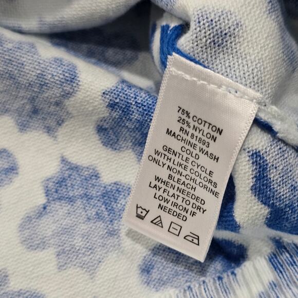 Isaac Mizrahi Live! Floral & Trellis Print Crew Neck 3/4 Sleeve Button Up Shirt - Picture 4 of 8